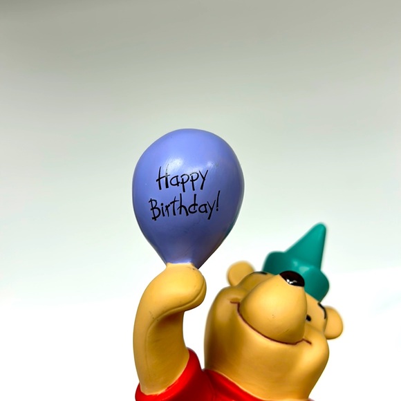 Vintage hand painted porcelain HappyBirthday Disney Winnie The Pooh figurine - Picture 5 of 8